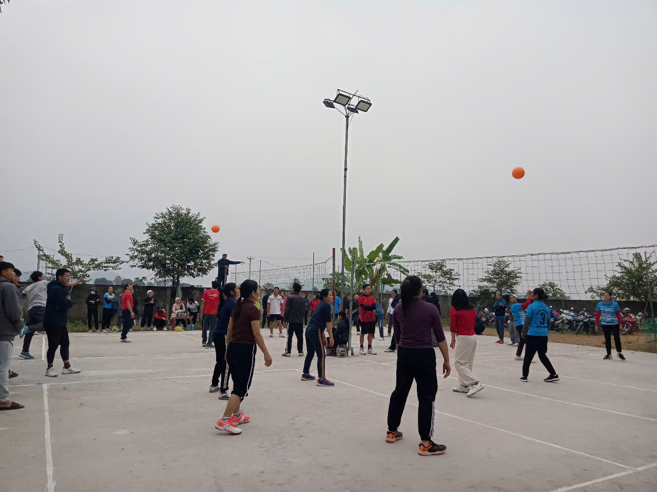 Anh-tin-bai